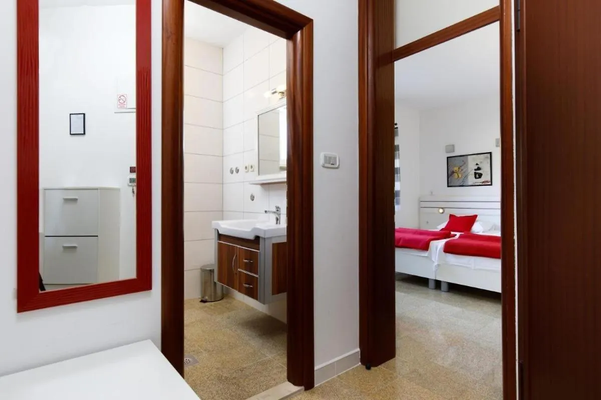 Beach Apartments In Stobrec Split