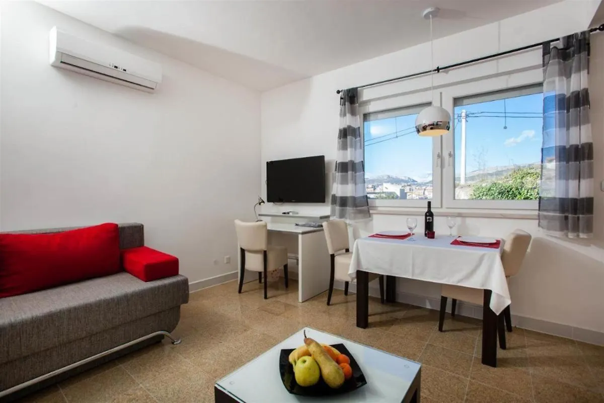 Beach Apartments In Stobrec Split