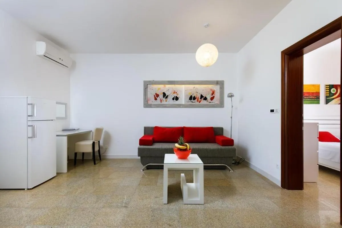 Beach Apartments In Stobrec Split