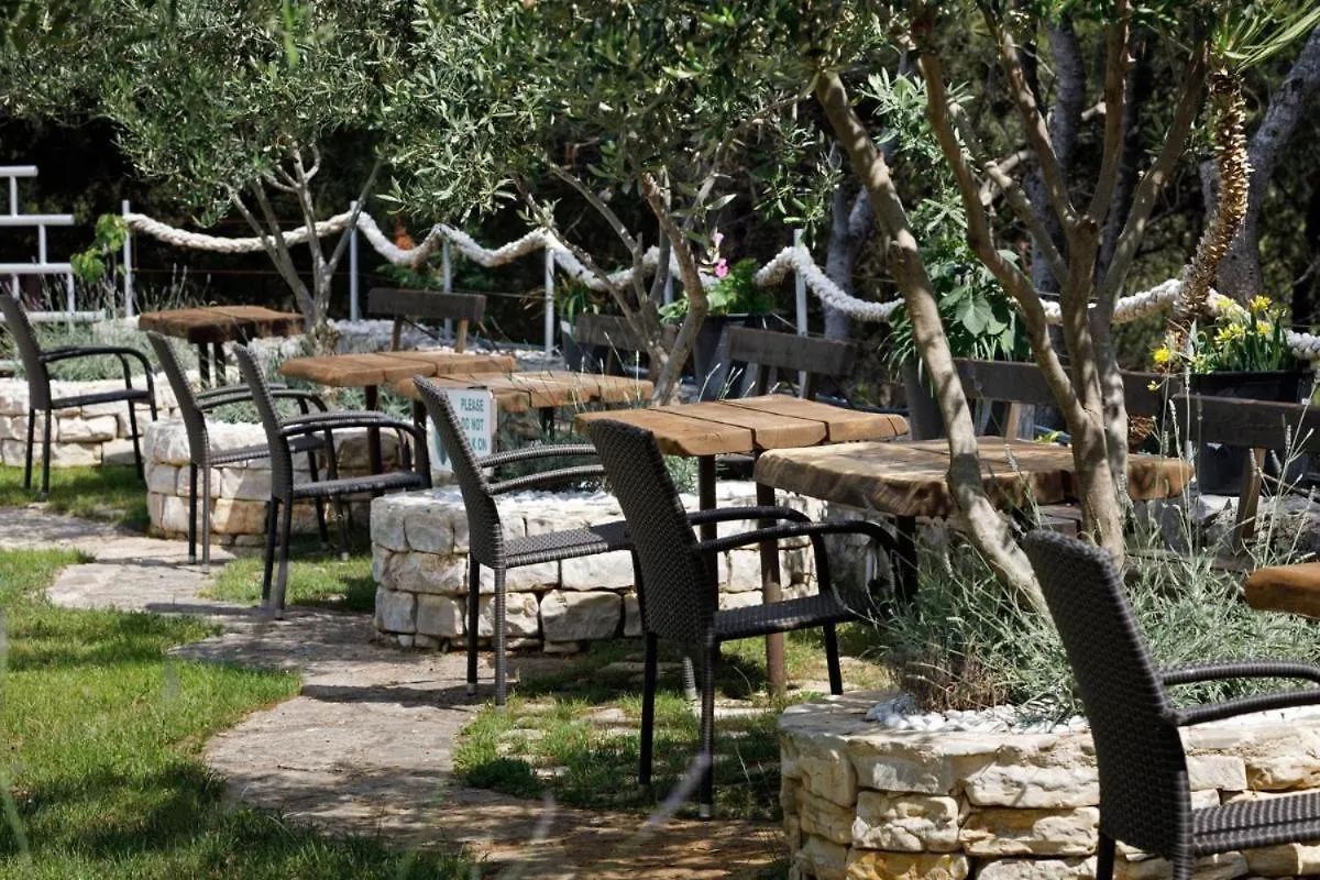 Beach Apartments In Stobrec Spalato Croazia